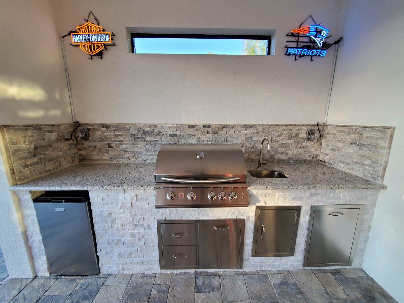 Outdoor kitchen